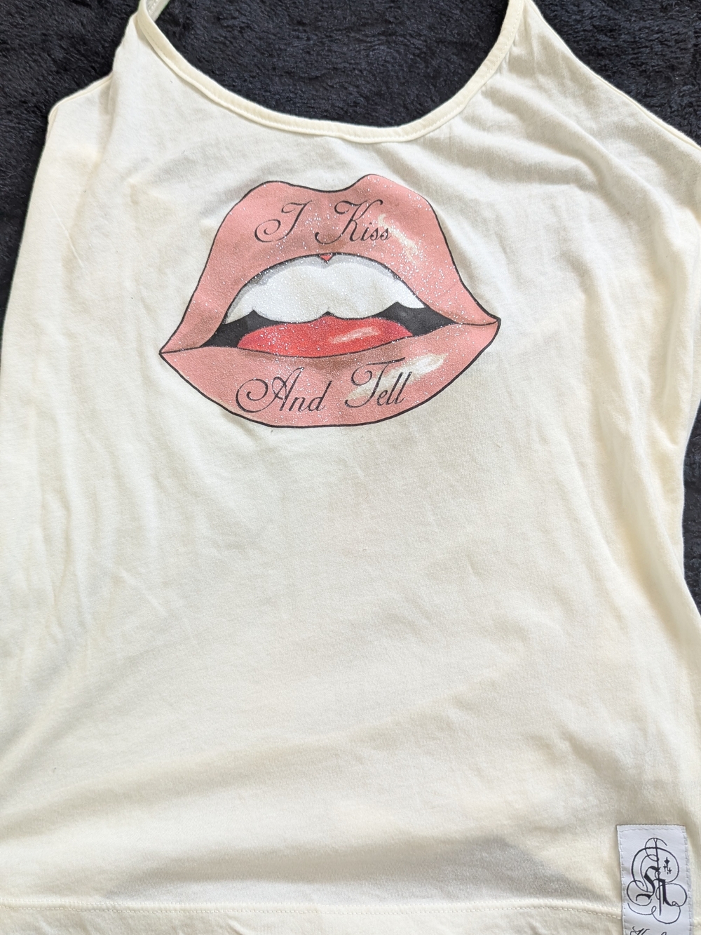 RARE vintage Heatherette I Kiss and Tell Glitter Tank Top.  NWT Size L